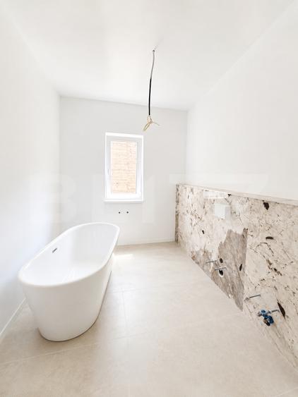 Duplex P+1 Ghiroda | 4 camere, terasă 30 mp, gazon | 10 min Timișoara