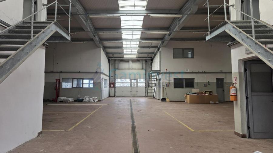 Spatiu de tip hala showroom pentru clinica medicala, imagistica Clujului, Oradea