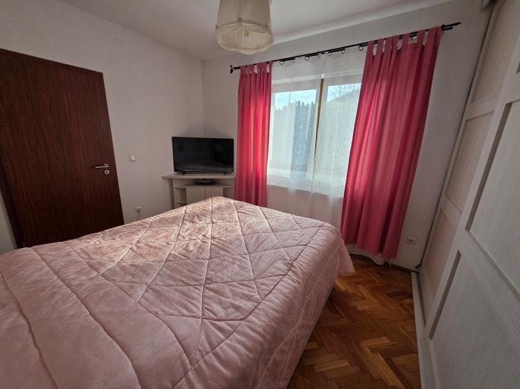 Vand casa zona Marasti Deva