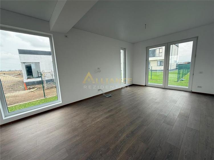 Casa moderna parter / 3 Camere / 2 Bai / Dressing / 2 minute STV