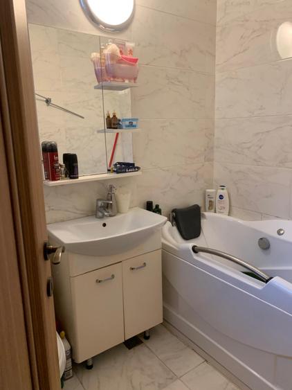 Apartament 2 camere semidecomdat parter, 55 mp, Bals