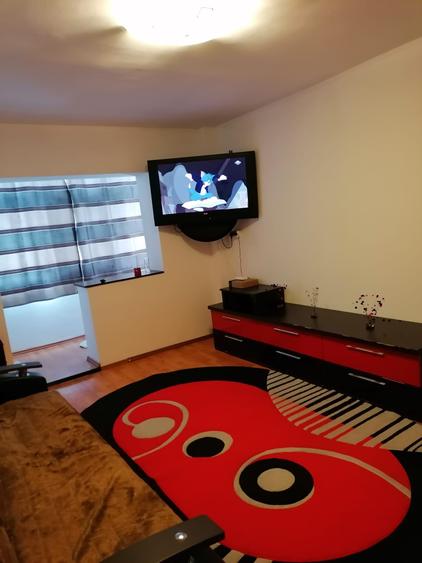 Apartament cu 2 camere decomandat, etajul 2/4, zona CUG