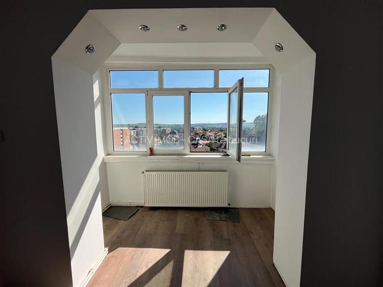 Lugoj, Apartament 3 Cam., 84 Mp., Semidecomandat, et.6, Central Blocul Postei - 27