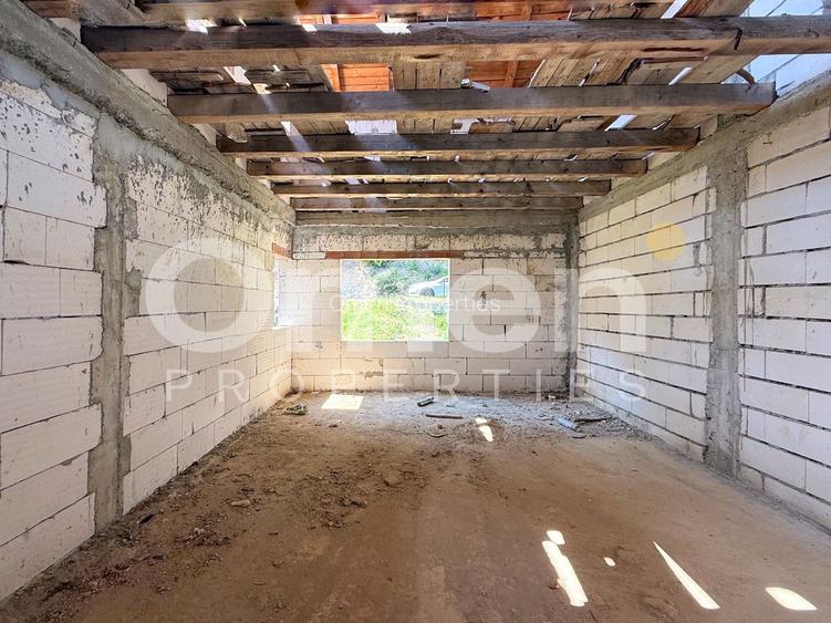 Casa la rosu de 304 mp utili, in Baita,Maramure-colț de rai într-o zonă retrasă - 7