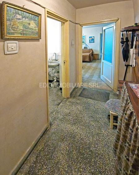 Vanzare 3 camere Zboina Neagra-Giulesti, 4/10, reabilitat, necesita renovare - 10