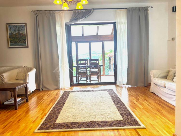 | Duplex 5 camere | 160 mp | 639 mp teren | Borhanci |