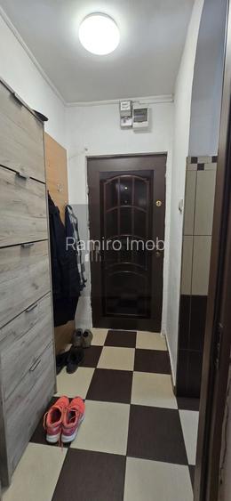 Apartament 2 camere zona Luica-Brancoveanu Sector 4 - 9