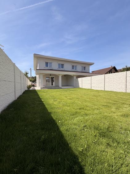 Duplex 5 camere, 126 mp utili, 300 mp teren - in Chisoda