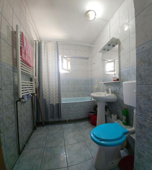 Inchiriere apartament 3 camere Bd. Iuliu Maniu/vizavi de metrou Pacii / centrala