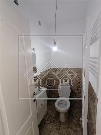 Spatiu birouri/ centru medical/ afterschool - 200 mp - Selimbar
