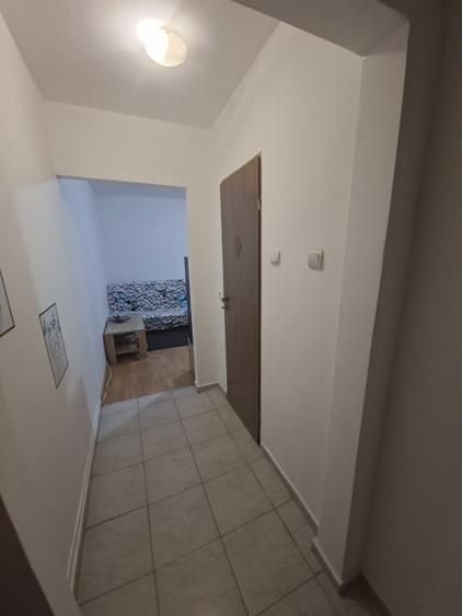 Apartament 2 camere, 32 mp, zona Valea Roșie