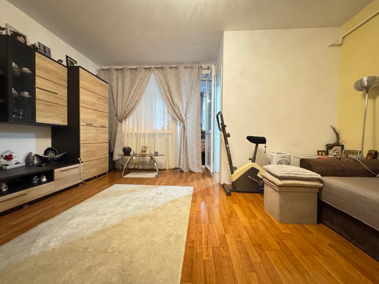 De vanzare - Studio 40mp + boxa + loc de parcare - centrala proprie - Giulesti
