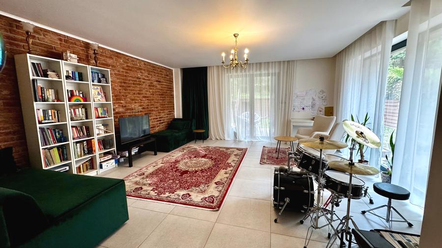 Casa de vanzare tip duplex -proprietate exclusiva in Centru vechi -curte privata