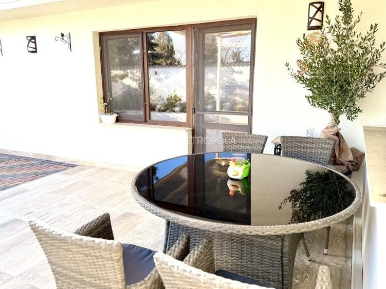 Apartament de LUX  cu gradina privată - 12