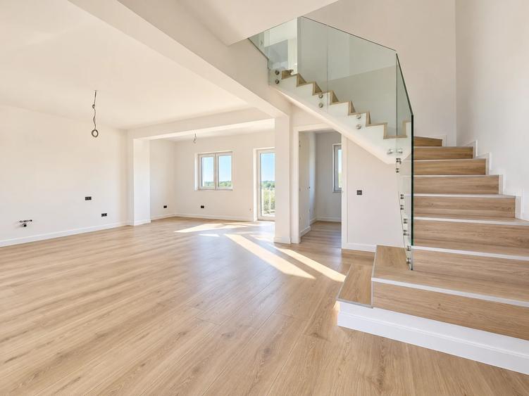 🏡 Townhouse premium cu 4 camere, grădină proprie și parcare privată – Valea Lupului