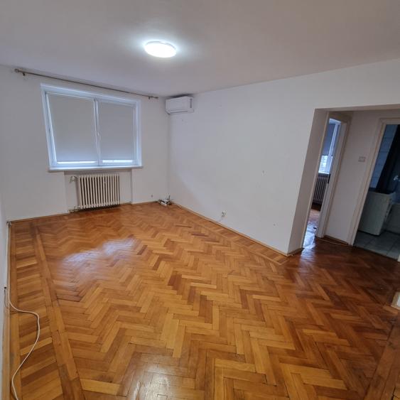 COTROCENI, AP 2 CAM MOBILAT/NEMOBILAT, BD. EROILOR, PARTER, RENOVAT