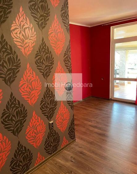 Investiție sigura, zona excelenta–Pensiune funcționala, Str.Horea Deva