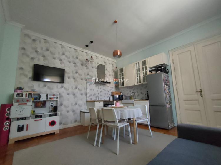 Farmec interbelic in Iosefin-Apartament spatios cu 3 camere-2 bai-balcon generos - 5