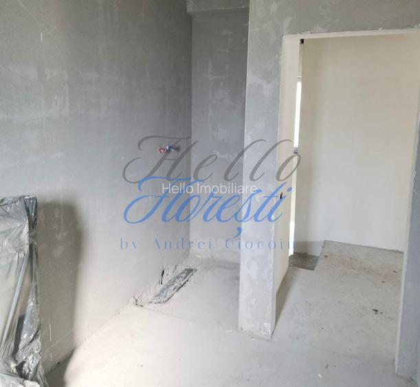 Casa cu 4 camere pe 2 etaje in Luna de sus