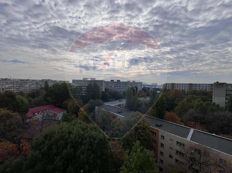 Apartament cu 2 camere de vanzare - Zona Alexandru Obregia