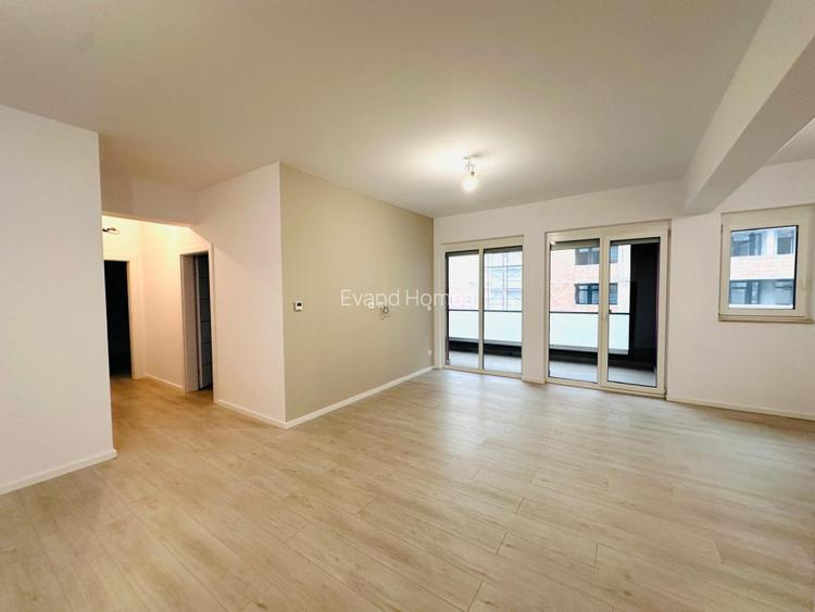 Vanzare apartament 3 camere 2 bai Calea Aradului - Timișoara - Comision 0% - 5