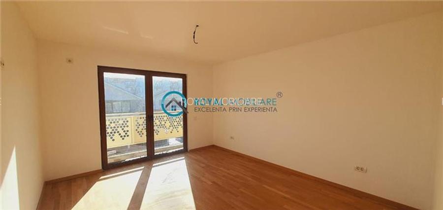 Royal Imobiliare-Vanzare Apartament 3 Camere Zona Albert - 2