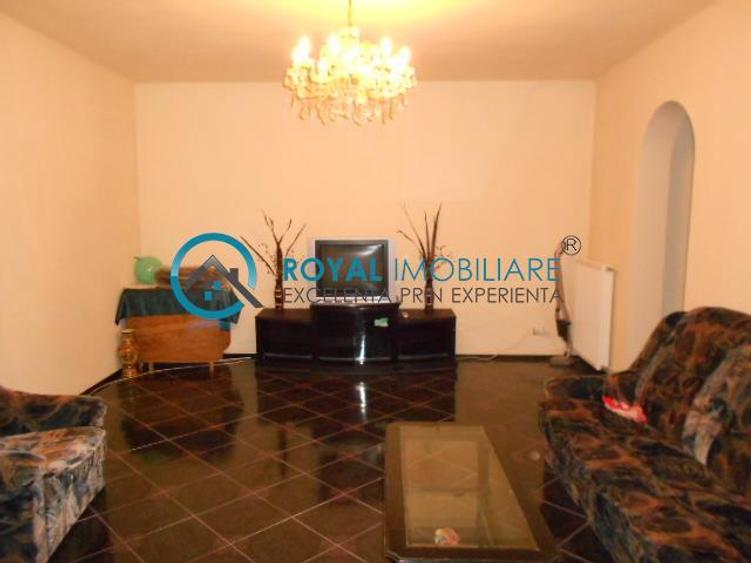 Royal Imobiliare - Inchiriere Vila zona Gheorghe Doja