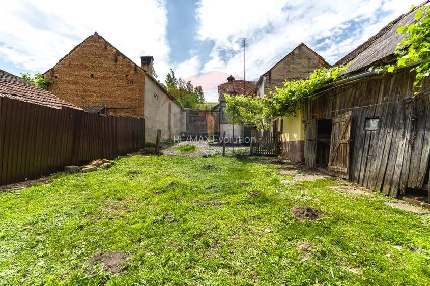 Casă tradițională cu teren de 1.995 mp în Jibert, | COMISION 0% - 19