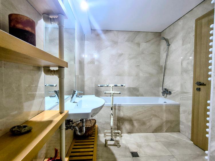 Apartament 3 camere, cu 2 SAUNE, în UpGround Aviatiei, metrou Pipera