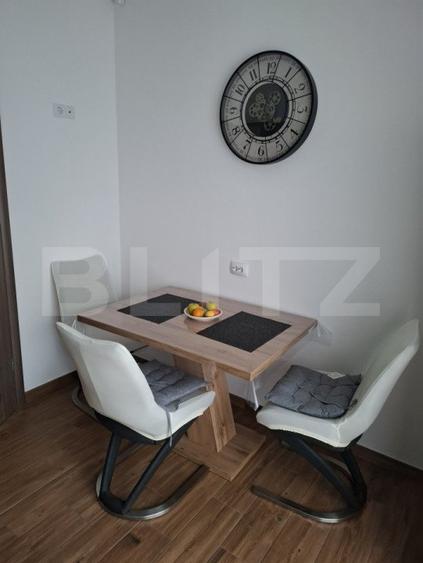 Casa moderna de vanzare, 4 camere, 128 mp utili, mobilat, zona Bucovina