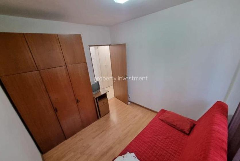 Apartament 3 camere in zona Dristor proximitate metrou etaj 2 - 4