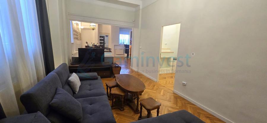 Apartament rustic-ultracentral cu 4 camere de inchiriat,Oradea,Bihor
