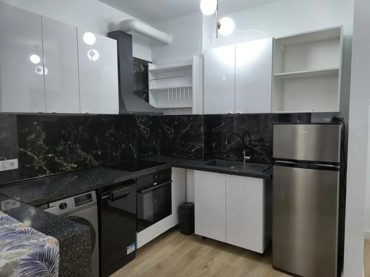 SILK DISTRICT - BLOC NOU - INTABULAT 2024 - 2 CAMERE - ETAJ INTERMEDIAR - MOBILAT SI UTILAT - LOC DE PARCARE INCLUS