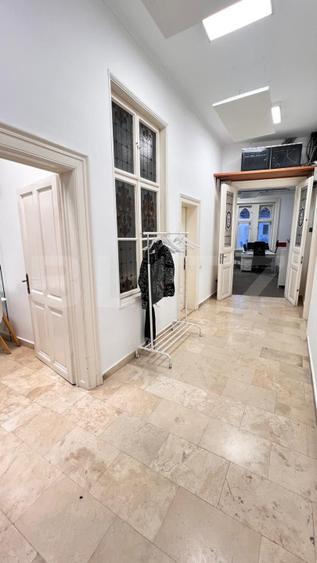 Spatiu de birou, 230 mp, clădire istorică, zona străzii Ferdinand