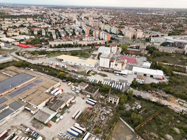 Clădiri industriale, teren 6820mp, strada Poetului - 3