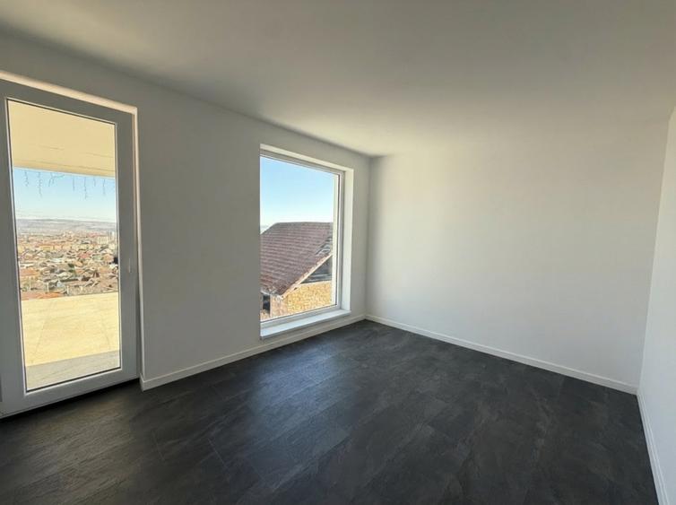 Casa Individuala cu piscină de vanzare | SCHIT | 270 MP UTILI | 565 MP TEREN.