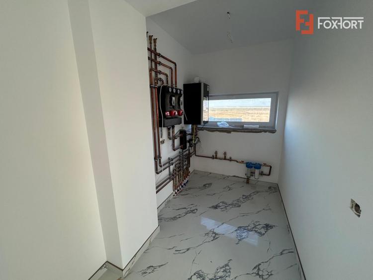 Casa Giarmata la gri cu toate utilitatile - ID V5615