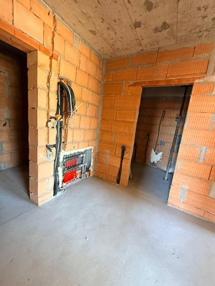 Apartament cu 3 Camere Ozana - Pallady, bucatarie inchisa, terasa generoasa