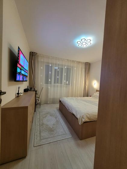 TOMIS III - MACUL ROSU - 3 CAMERE DECOMANDAT - MOBILAT MODERN - -175000 E