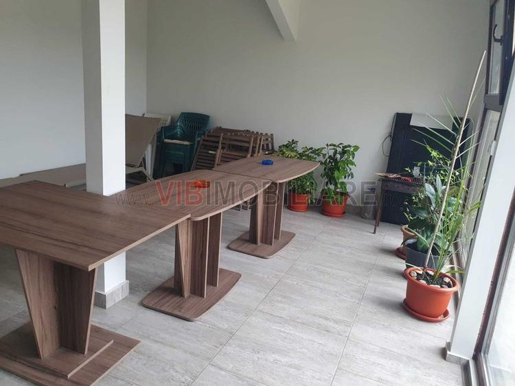 Mamaia Sat , pensiune 10 camere, 10 bai, posibilitate rate