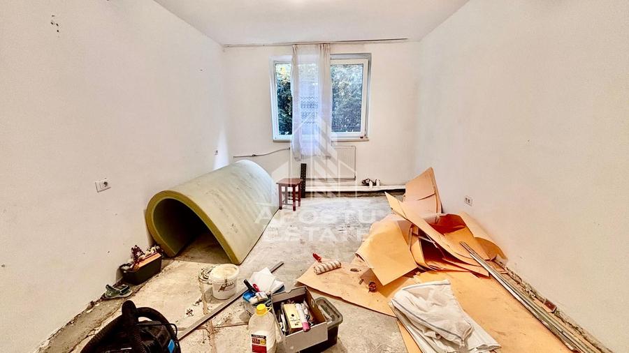 Garsoniera | Complexul Studentesc | 22 mp | Parter | 50.000 euro neg.