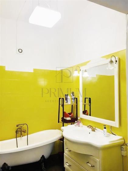 SINAIA - VILA ISTORICA - 4CAM - SPATIOS - INALT - RENOVAT - CENTRALA/AC - ZONA E
