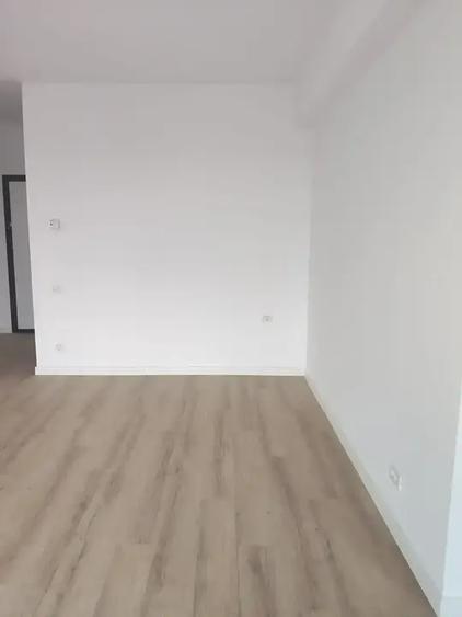 Studio modern cu terasă spectaculoasă 43 mp Metrou I Petrache Poienaru