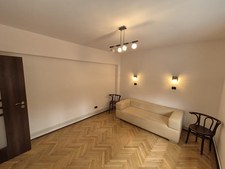 Calea Victoriei inchiriere apartament de 3 camere Piata Sfintii Voievozi