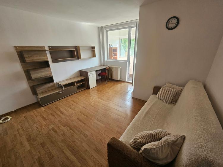 Garsoniera Titan Parc locatie excelenta