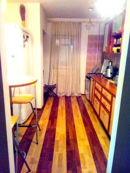 Apartament 4 camere decomandat su.84mp.Faleza Nord Pescarie