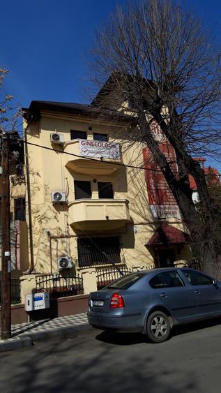 Vila 5 niveluri, Cotroceni. Clinica . Langa Facultatea de Medicina. 1,5 mil.