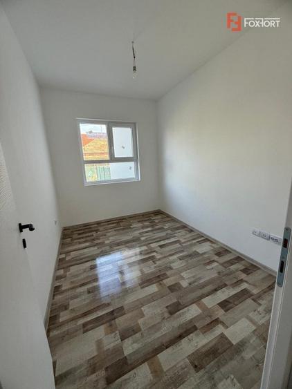 Duplex 4 camere zona Freidorf - Poarta automata