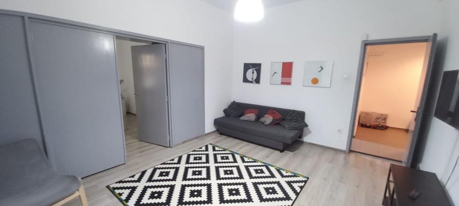 Apartament cu 2 camere Piata Romana / Calea Victoriei locatie ultracentrala