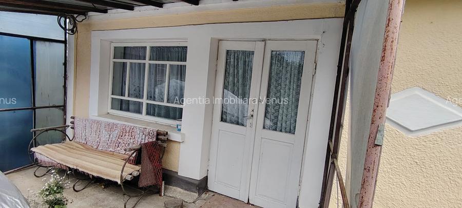 Casa locuibila in oras cu 1000mp teren - 2